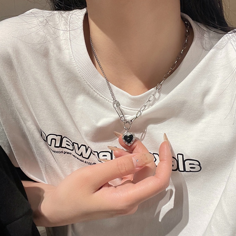 YEEZII Kalung Choker Rantai Warna Silver Bentuk Hati Hitam