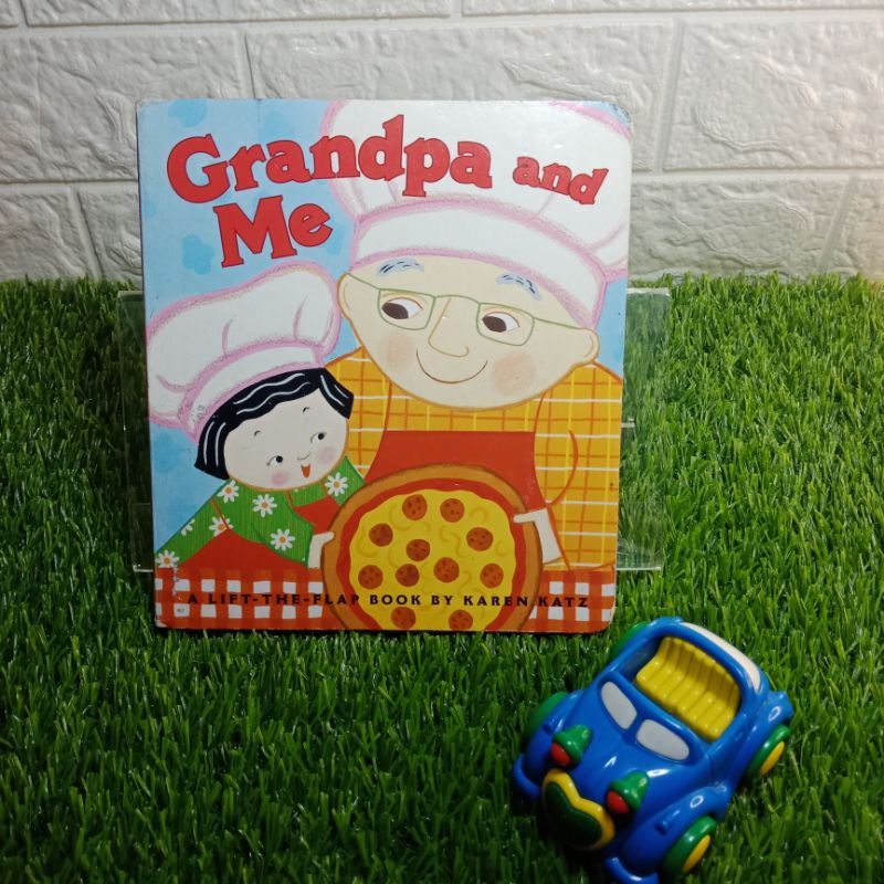 Buku anak boardbook preloved second bekas A Lift The Flap Book by Karen Katz GRANDPA AND ME