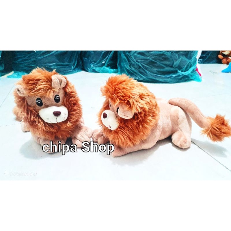 boneka singa jantan