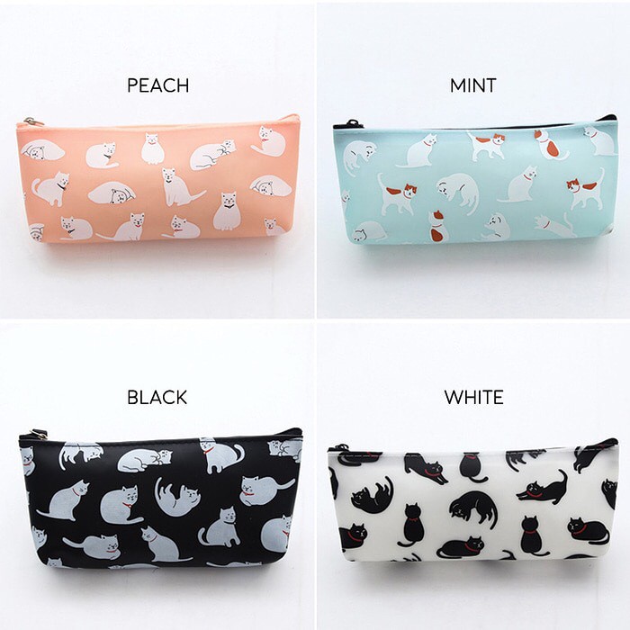 

Cat pattern rubber pensil case