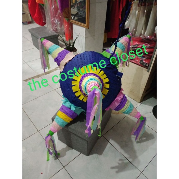 pinata antariksa