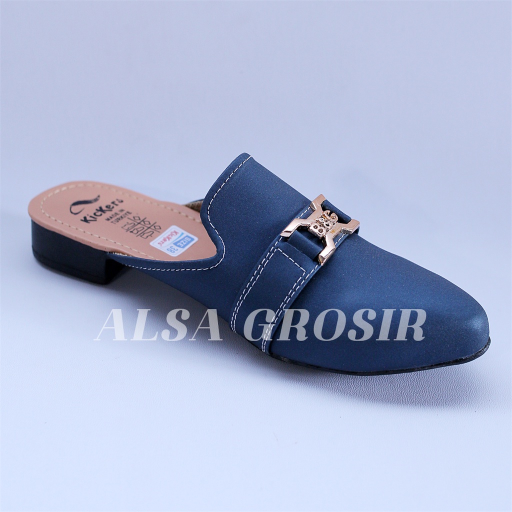 SEPATU SANDAL WANITA SLOP CASUAL MURAH -  SALE FLAT SHOES WANITA DEWASA REMAJA SLOP KICKERS TRENDI NYAMAN DIPAKAI TERMURAH - SANDAL SLOP KICKERS TERBARU 2022 - SANDAL SLOP CASUAL WANITA TERMURAH -  Sandal Slop Brukat - Slip Sandal Wanita Slop / Selop Cewe