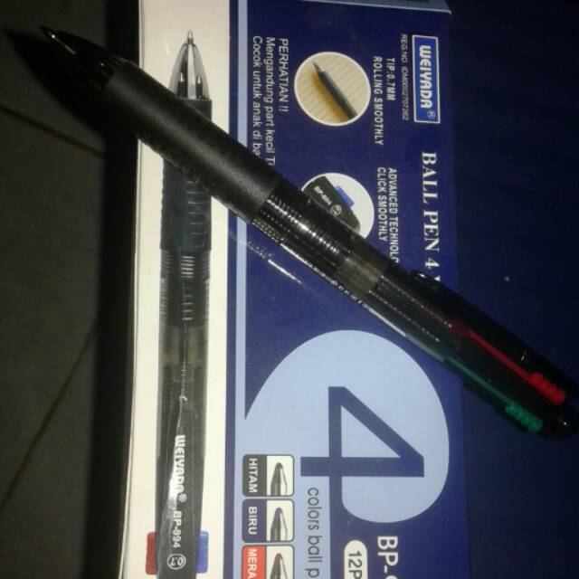 

Pena 4 warna