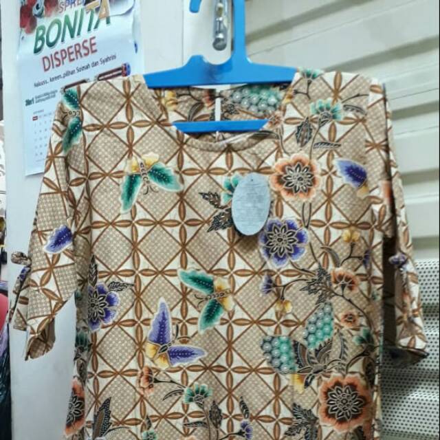 Blus batik. Blus batik katun.blus batik katun murah