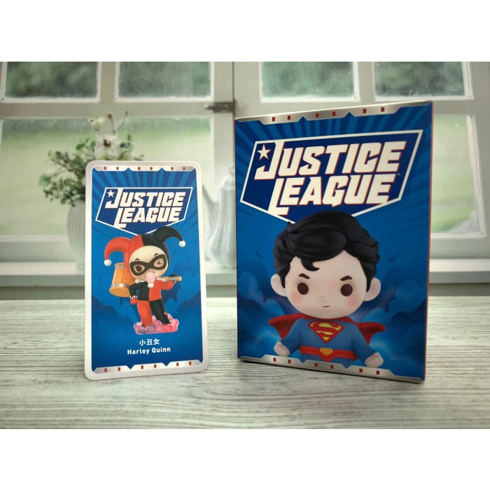 Pop Mart DC Justice League Harley Quinn