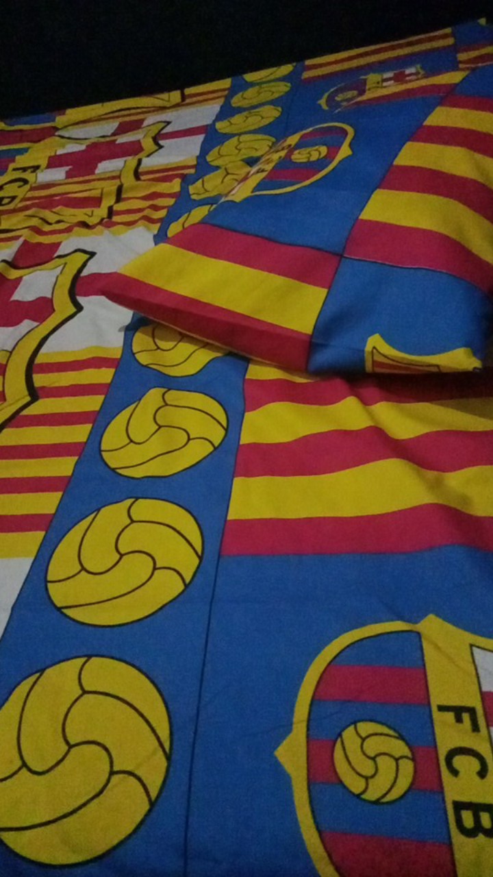 Sprei Homemade Motif Bola
