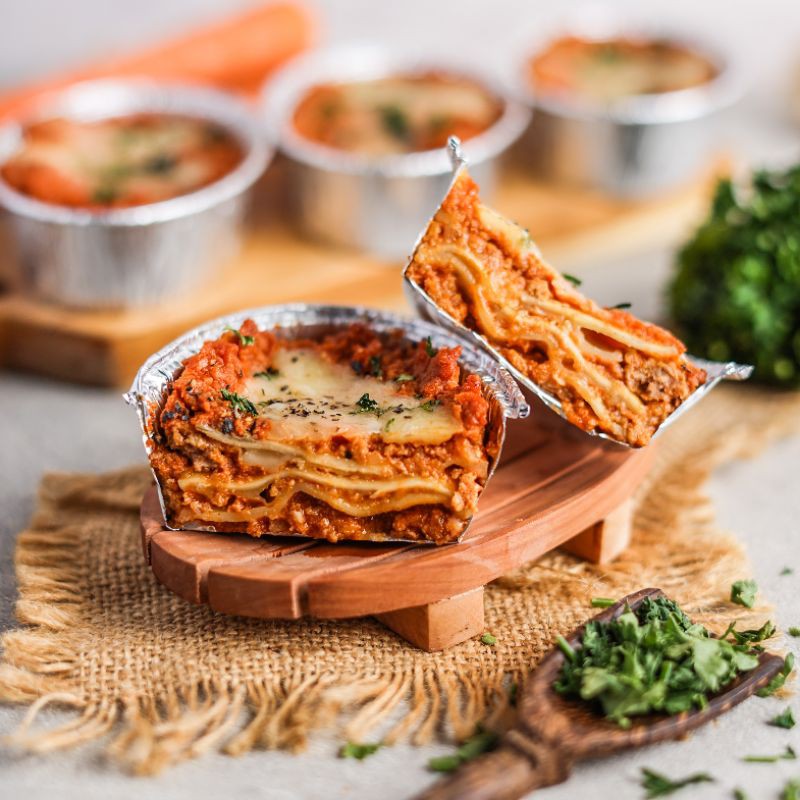 

Beef Lasagna (Party Package)