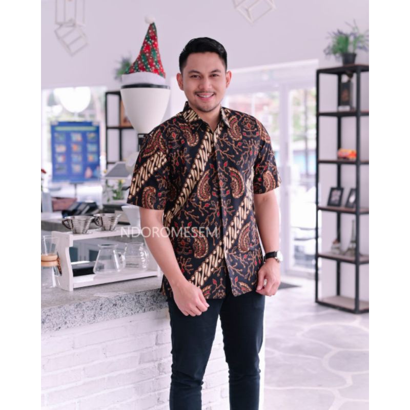 KEMEJA BATIK EXCLUSIVE WARNA HITAM Batik Premium NdoroMesem Bahan Katun Baturaden Reguler Fit