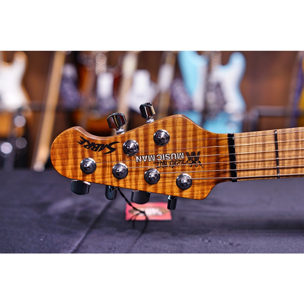 Ernie Ball Music Man Sabre - Honey Suckle G98442