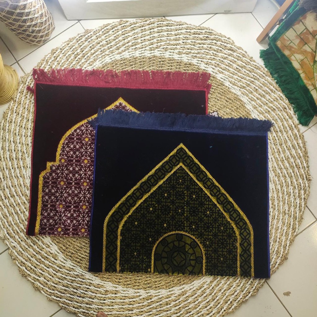 Sajadah Turki Bludru Halus Ukuran Motif Elegan Besar 70x110 cm