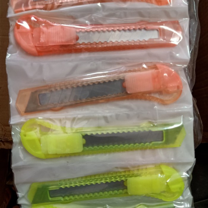 

Segera Miliki Cutter Transparan Besar Terlaris
