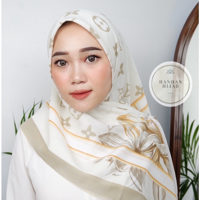 (100K Get 4) KAYLA SCARF SEGIEMPAT VOAL MOTIF PREMIUM LASERCUT