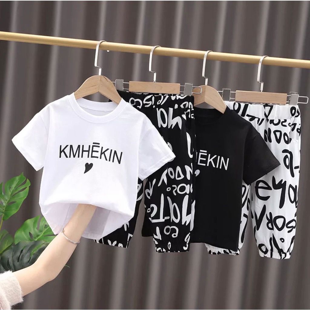 SETELAN BAJU KAOS BAYI ANAK MOTIF KMHEKIN LOVE USIA 6 BULAN-5 TAHUN BAHAN KATUN PREMIUM TERBARU TERLARIS/ FASHION SETELAN BAJU KAOS BAYI ANAK LAKI-LAKI/ SETELAN BAJU KAOS BAYI ANAK PEREMPUAN/ BAJU BEST QUALITY ANAK