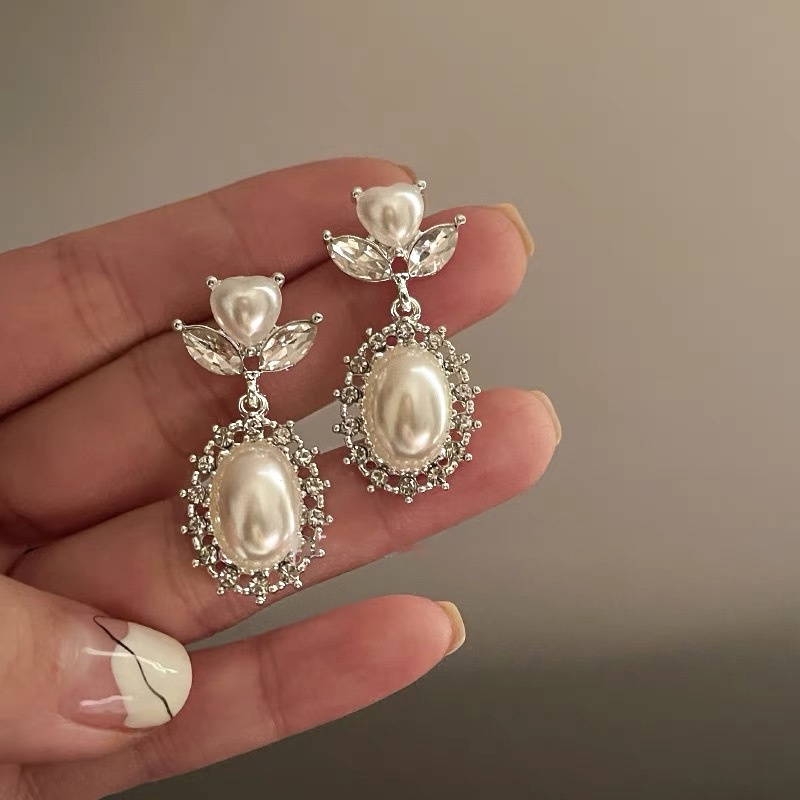 Anting Mutiara Zircon Gaya Retro