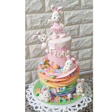 

KUE ULANG TAHUN BUNNY 2 TIER CUSTOM NOMNOMCAKE