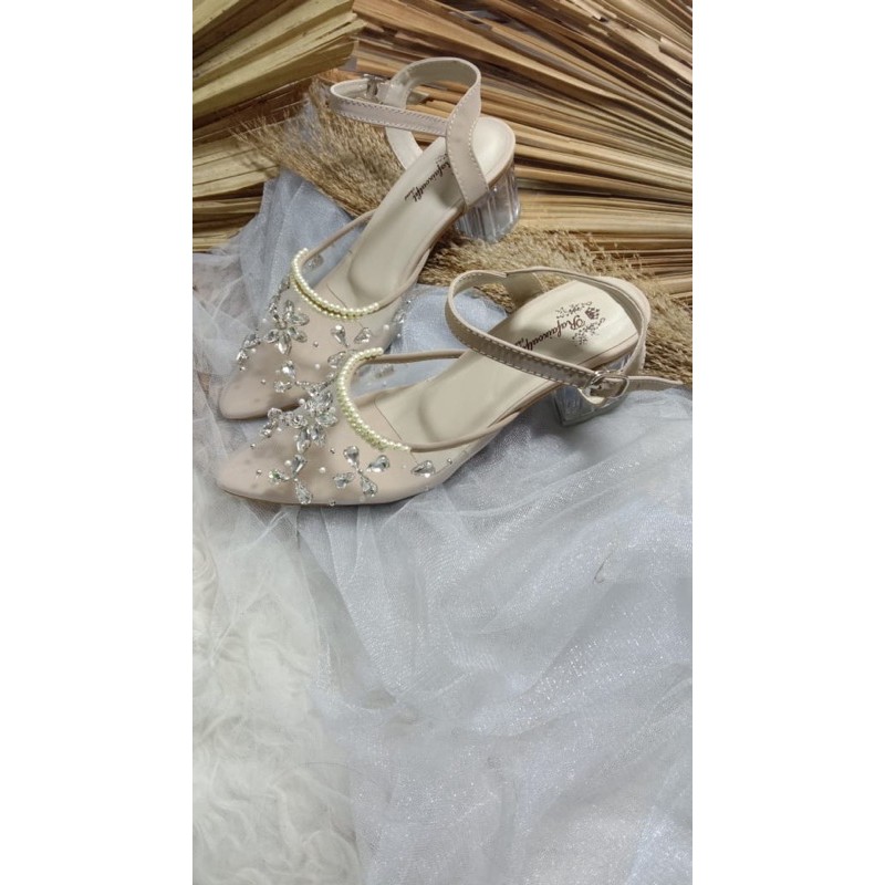 sepatu Bella cream diamont tali 5cm hak kaca