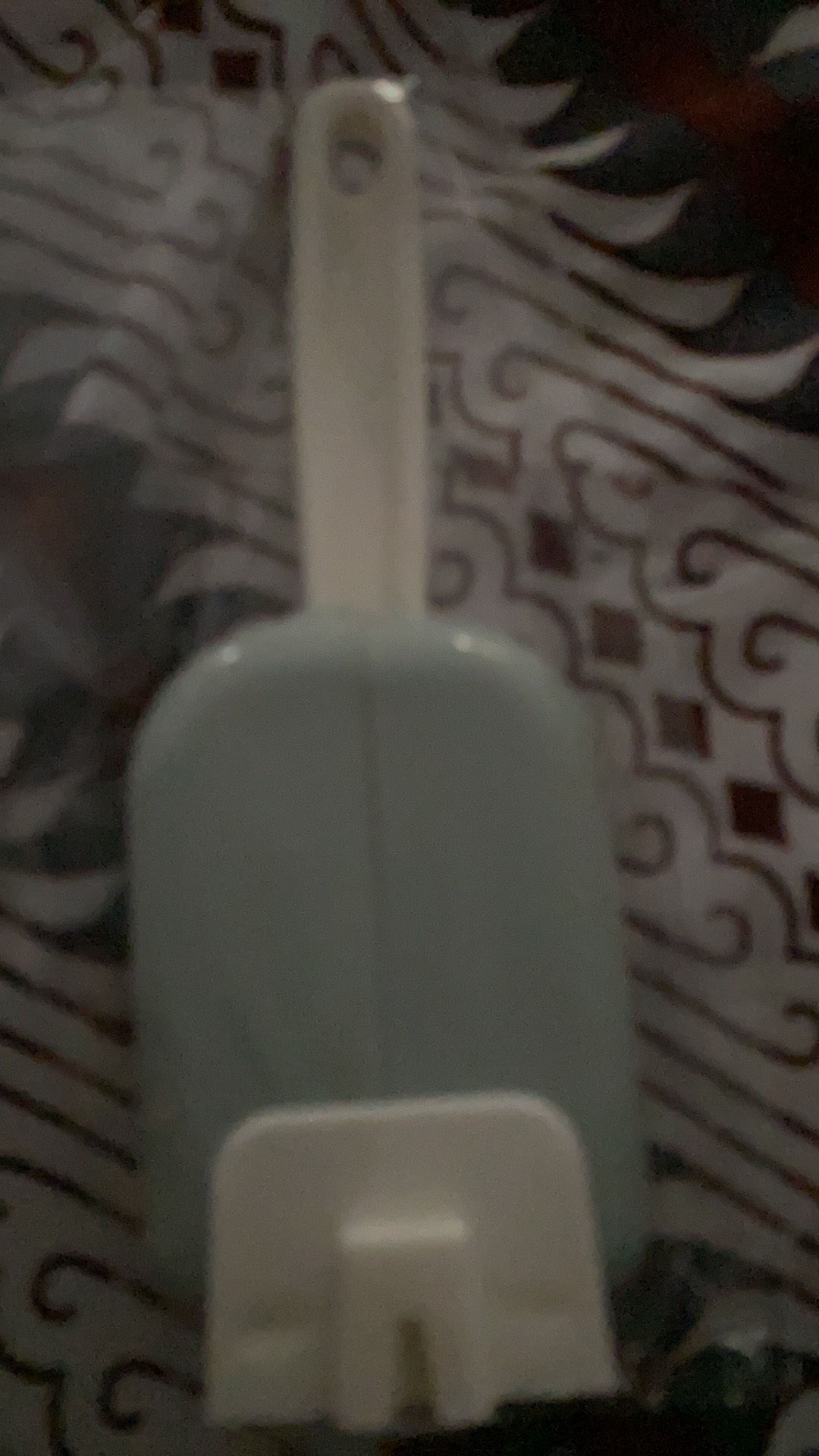 Ready Stock 1pc Kitchen Automatic Opening And Closing Rice Spoon Holder Dustproof Storage