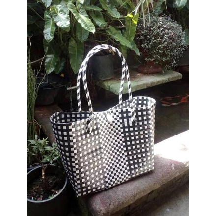 Best Seller.. Tas anyaman plastik berbagai motif
