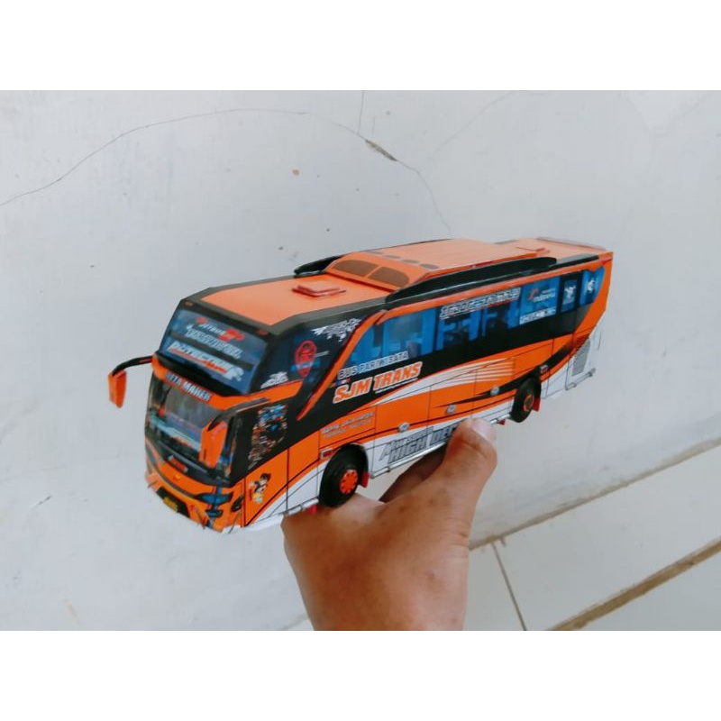 Papercraft Bus Sjm Trans