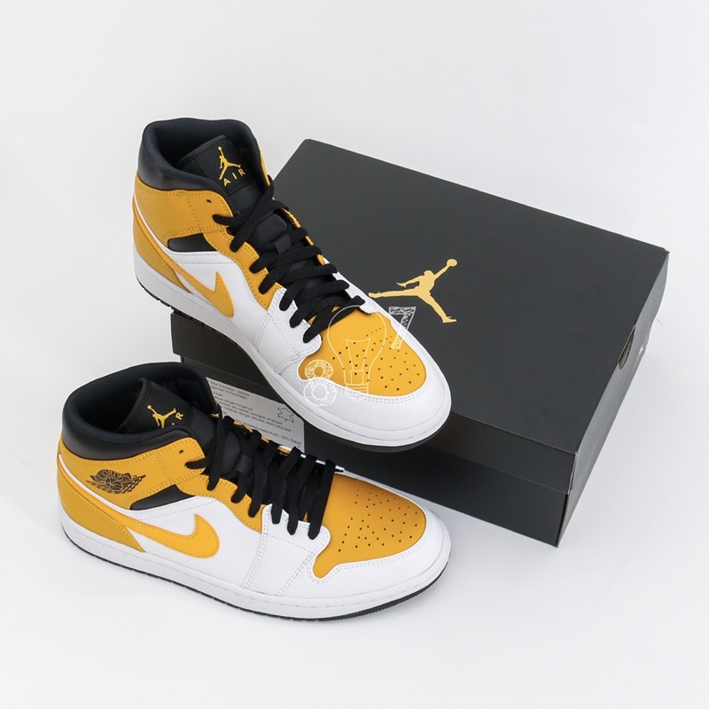 Air Jordan 1 Mid University Gold