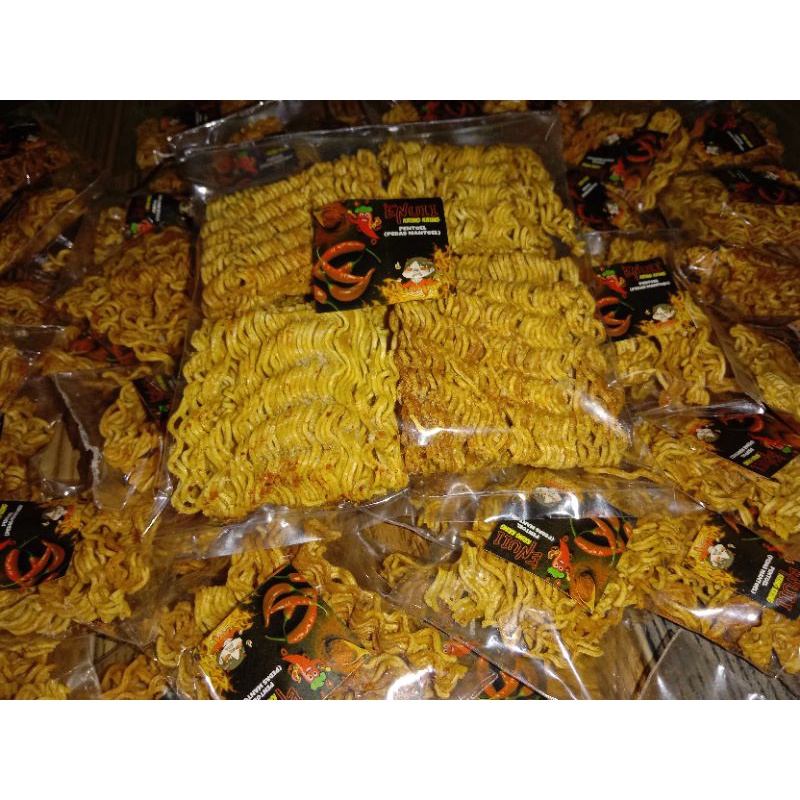 

Mie Kring Pedas Mantoel