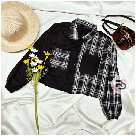 MIKA CROP TOP BLOUSE / KEMEJA WANITA / KEMEJA CROP WANITA TARTAN /KEMEJA TWO TONE KOTAK / BLOUSE KEKINIAN-KERLI HITAM
