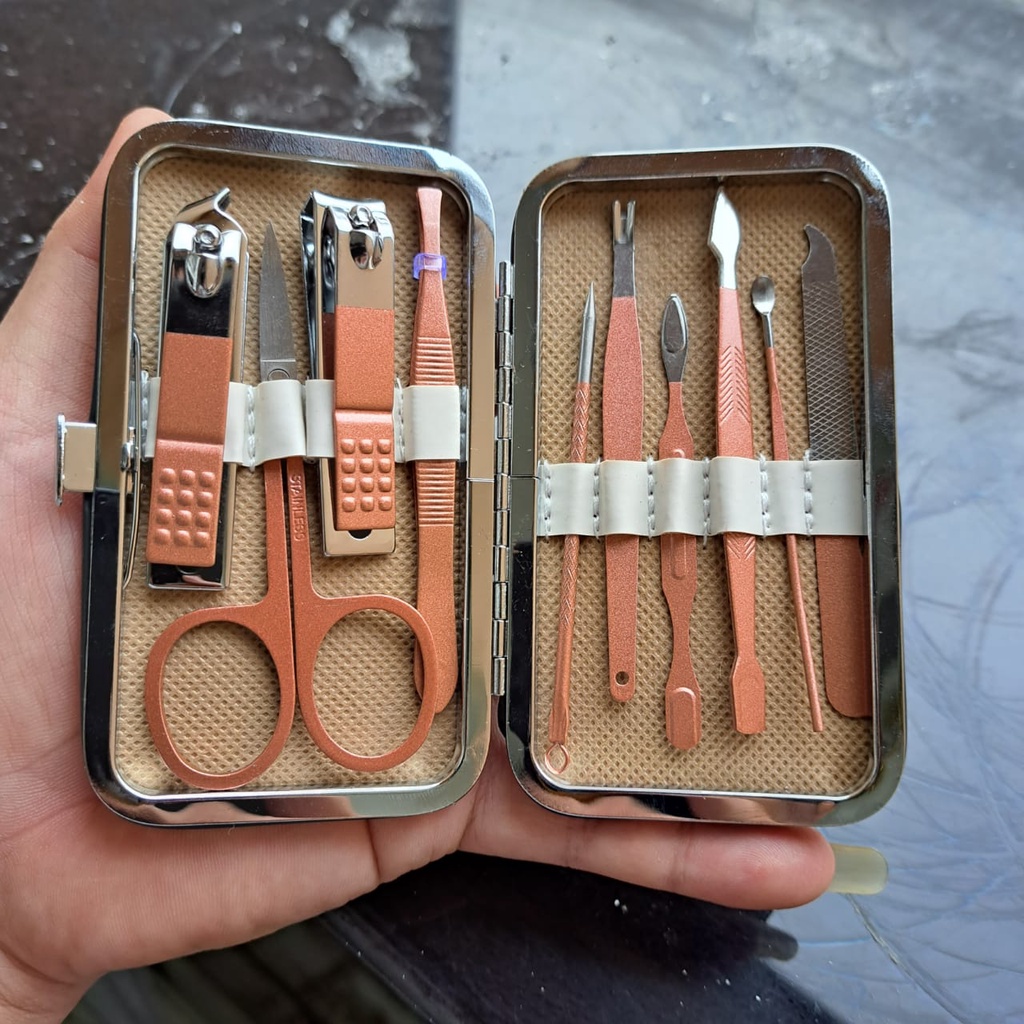 Manicure Set 18 in 1 ROSEGOLD Alat Perawatan Kuku set 18 in 1 16in1