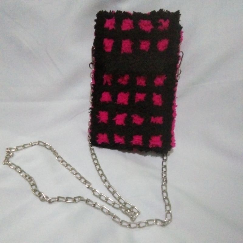 PLASTIC CANVAS PHONE BAG/TAS HP/TAS PLASTIK KANVAS/TAS HANDMADE/TAS BULU/TAS WANITA/TAS KEKINIAN