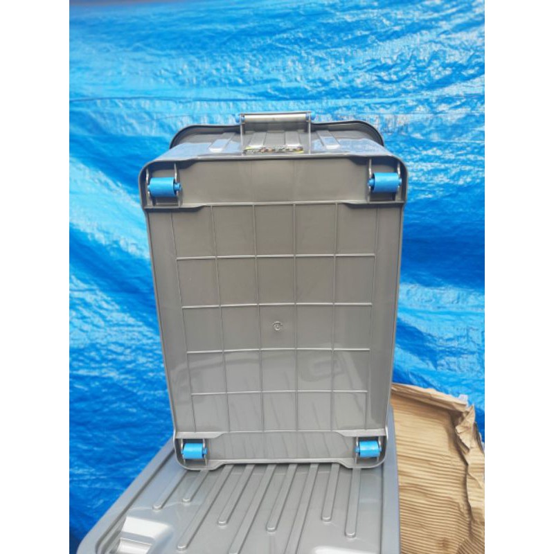 Container Box 60 Liter Silver (Khusus Ekspedisi)