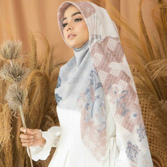 Iswara scraf by wearingklamby