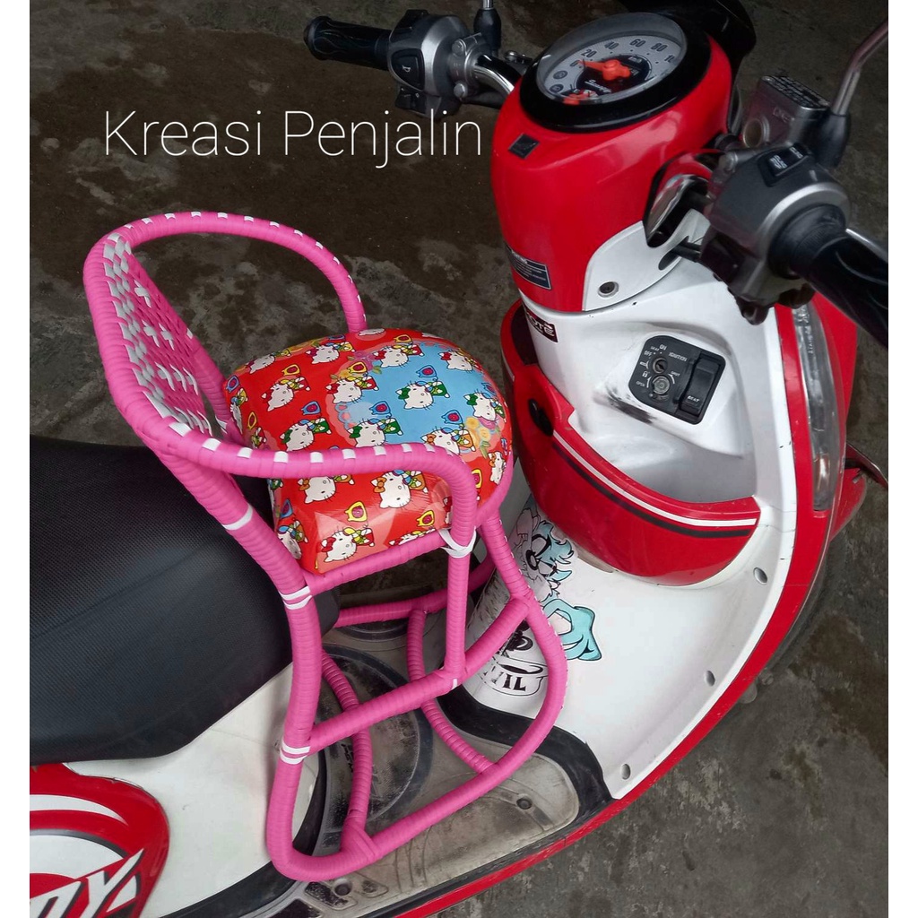 Kursi Boncengan Anak FULL ANYAM / Dudukan Anak Motor Matic ROTAN / Kursi Boncengan Anak Motor Matic/ Jok Anak Motor Matic / Kursi Boncengan Anak Untuk Motor Matic / Bangku Boncengan Anak Di  Motor Matic / kursi rotan / bangku matic