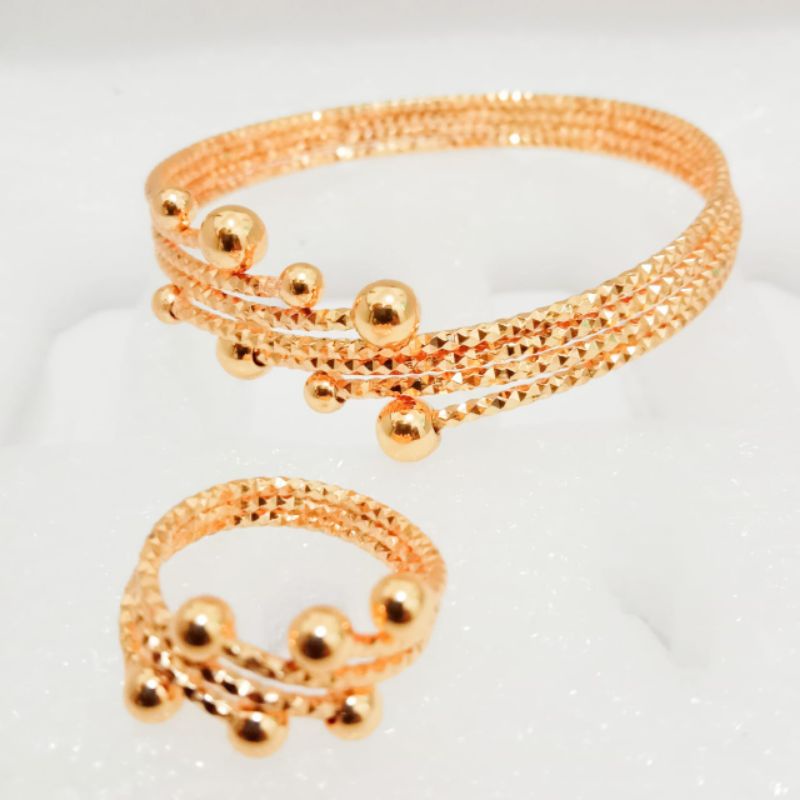 gelang free cincin terbaru, gelang melintir 14,perhiasan mirip emas asli,perhiasan berlapis emas 24 K