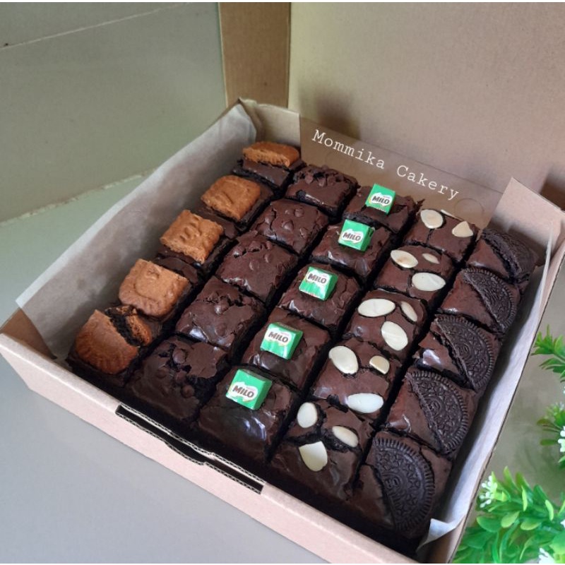 

BROWNIES SEKAT PREMIUM SUPER NYOKLAT