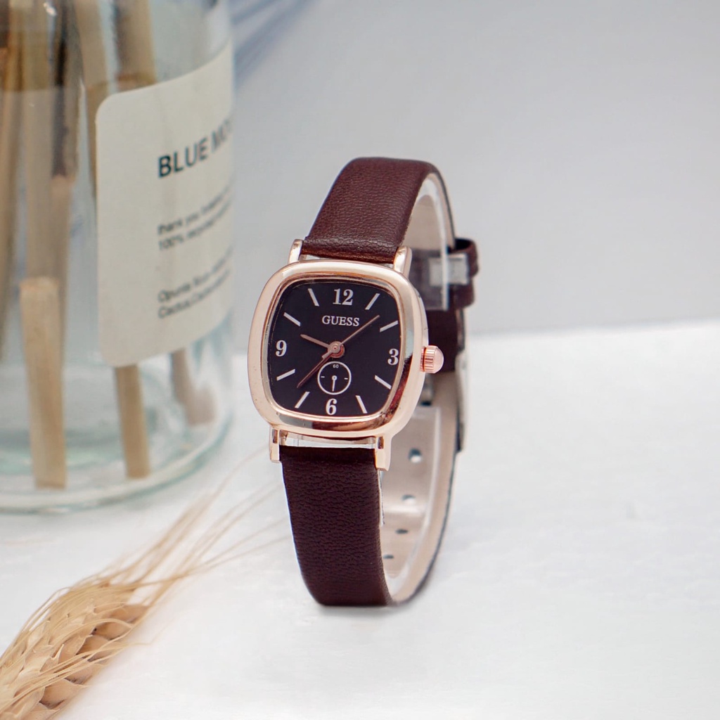 Jam Tangan Wanita Analog Kecil Square Quartz Strap PU Casual Gaya Retro Chrono Watch Korea Fashion  Import Kekinian Keren Terlaris Terbaru 2022 Cod Grosir di Porogapit.id