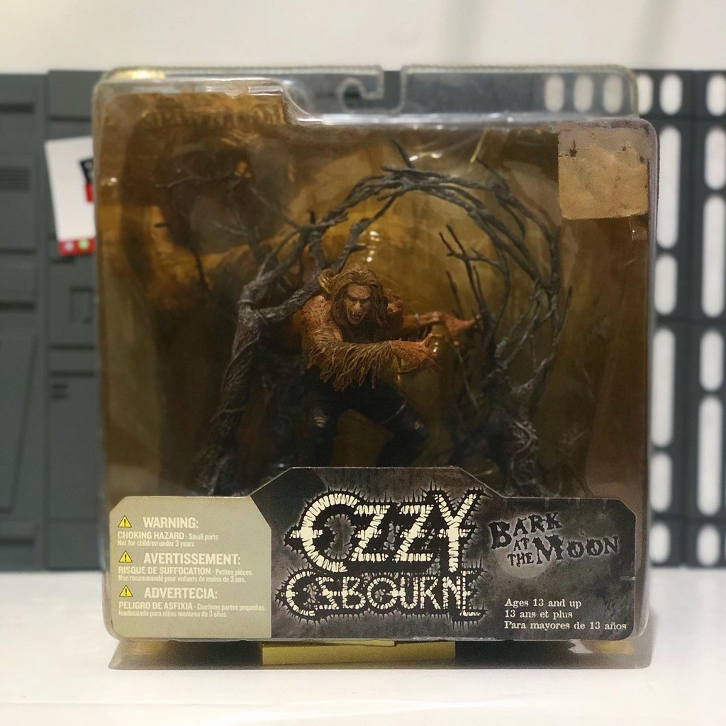 MCFARLANE MUSIC ACTION FIGURE OZZY OSBOURNE BARK AT THE MOON