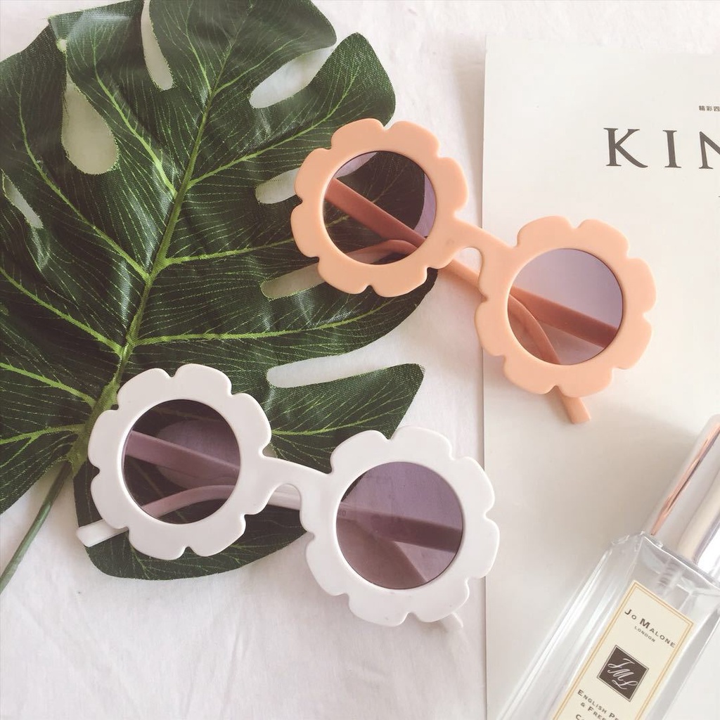 Kacamata Anak Perempuan Fashion Lucu Murah Kecil 2 Tahun Bunga Flower Sunglasses Lensa Hitam