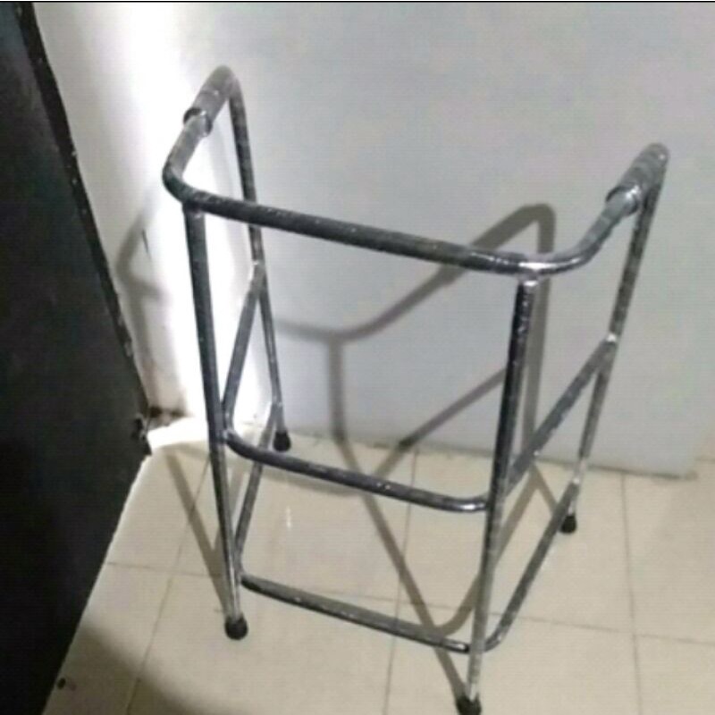 Walker alat bantu jalan sol karet murni (Jaminan Mutu baik) / COD /Walker Lansia/walker murah/
