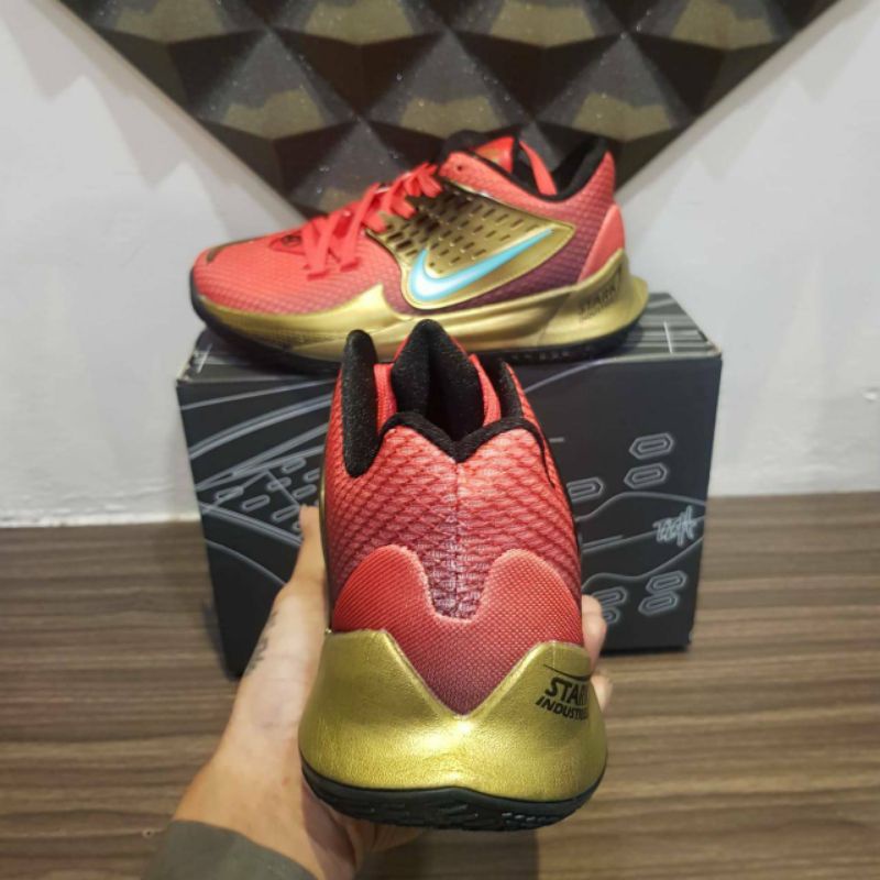 NIKE KYRIE 2 LOW IRON MAN BNIB