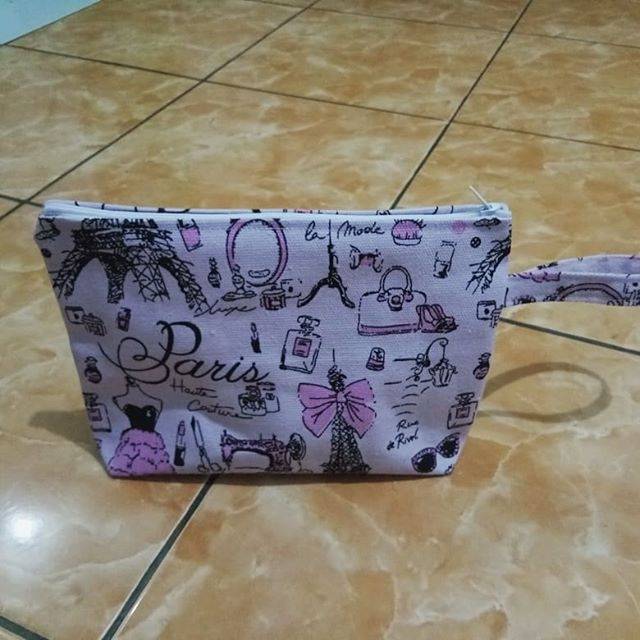 

Tempat pensil