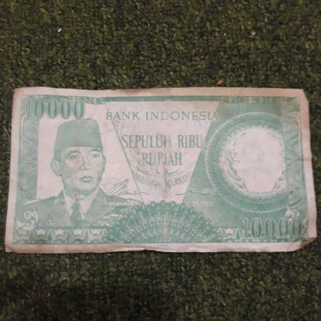 Koleksi Uang Kertas Kuno Pecahan 10000 Rupiah 1964