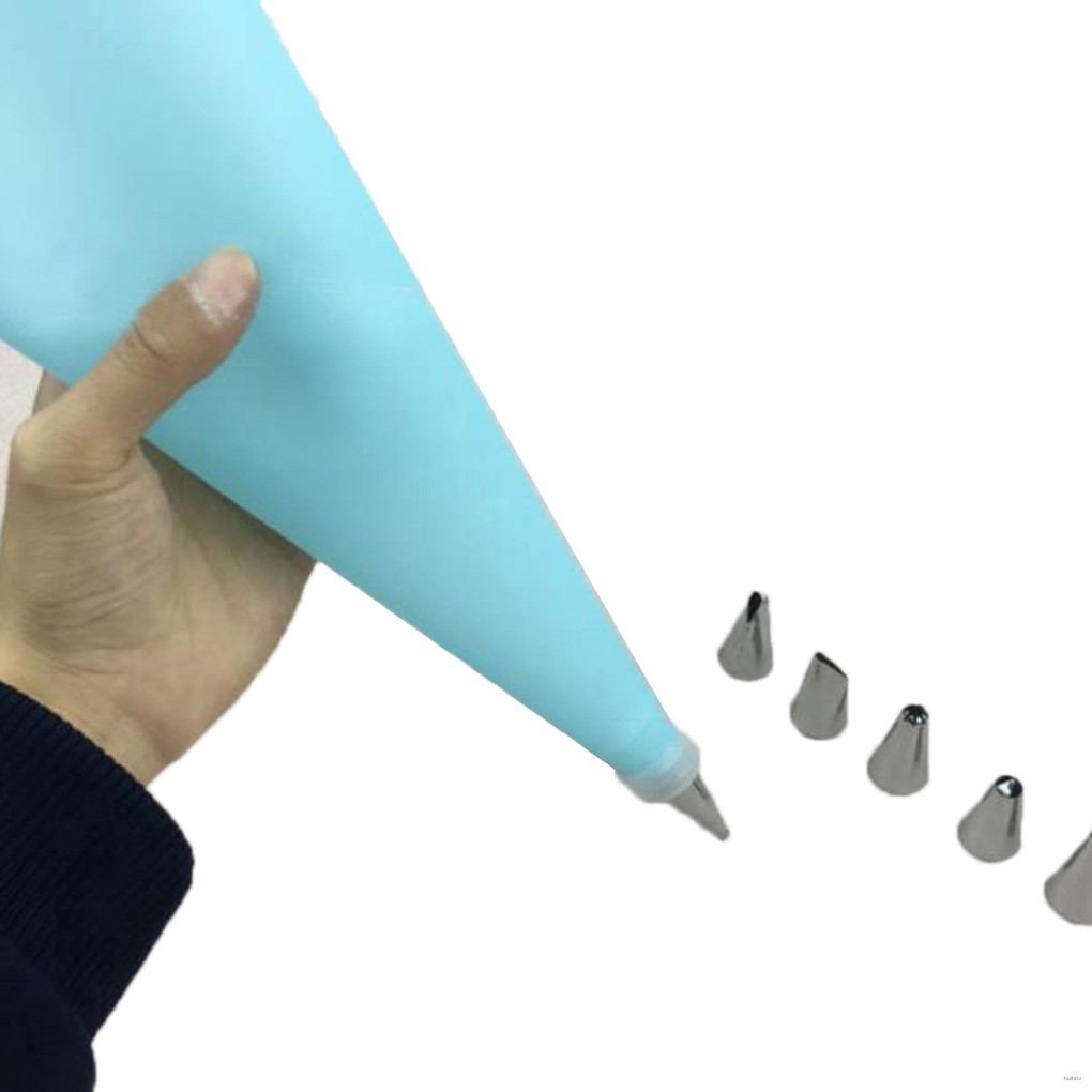 [READY STOCK] 8 PCS/Set Cake Decorating Tips Set Icing Piping Cream Pastry Bag with 6 pcs Stainless Steel Nozzle Set DIY Cake Decorating Tools