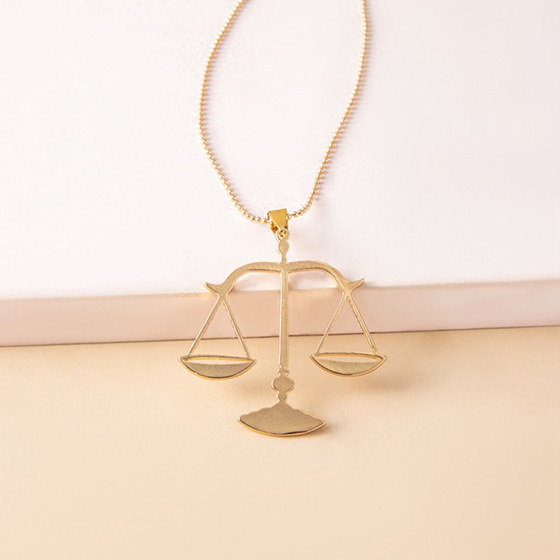 Fancyqube Kalung Liontin Skala Libra Hias Kristal Berlian Imitasi Warna Emas Gaya Hip Hop Punk Rock