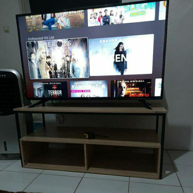 Meja Tv Urban Series Vr-1057 Sonoma Oak