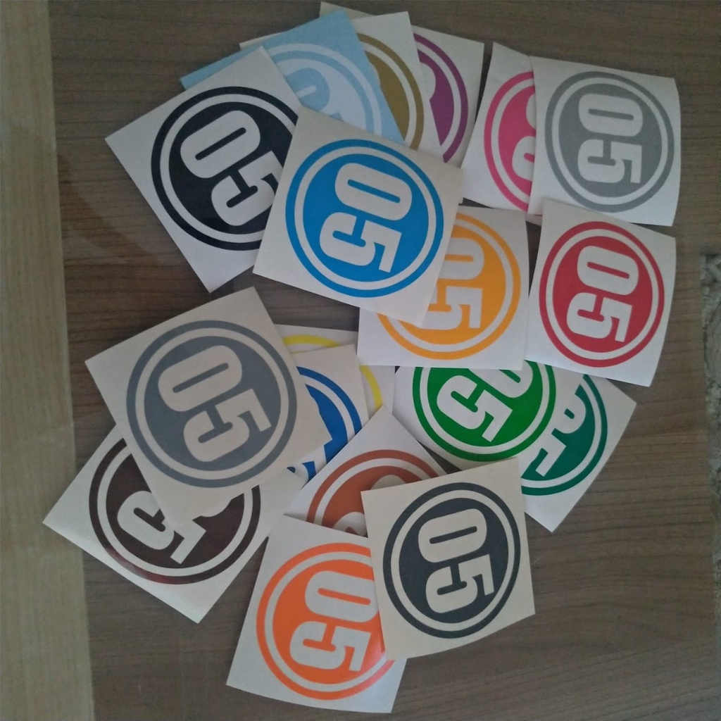 

JUAL CUTTING STIKER ANGKA BOLONG DLM LINGKARAN UK 23 CM BAHAN ORACAL GLOSSY