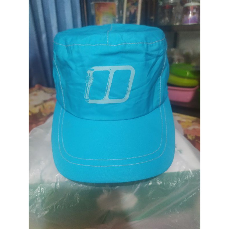 Topi Berghaus Not TNF