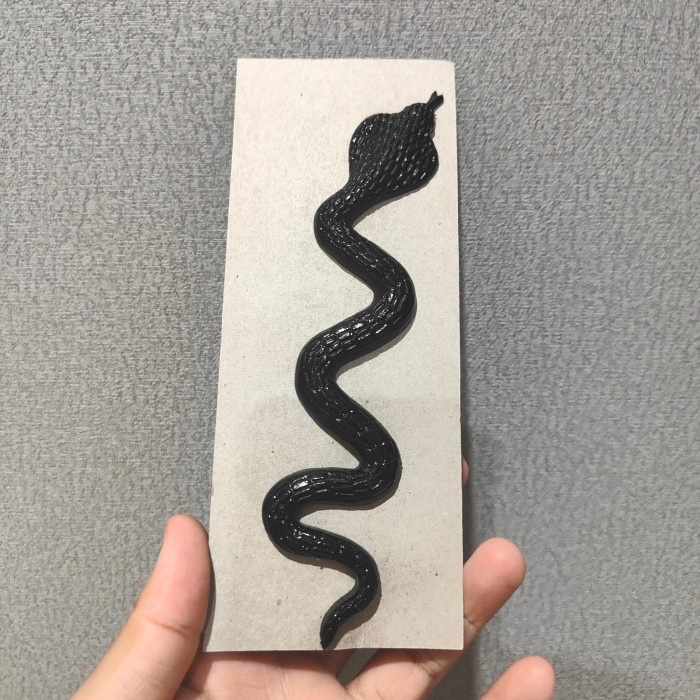 Mainan prank ular / tikus /buaya - Ular