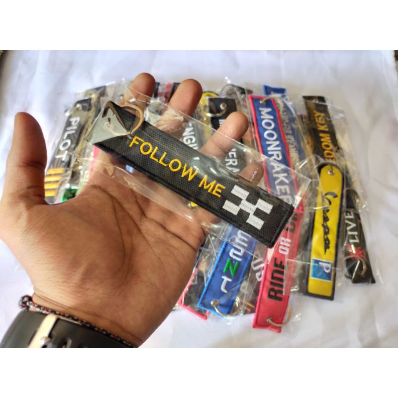 Gantungan Kunci Keychain Keytags Rumah Mobil Motor Bordir FOLLOW ME