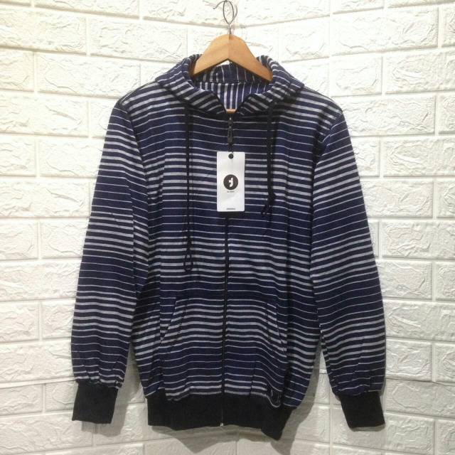 Jaket garis triple eight warna baru