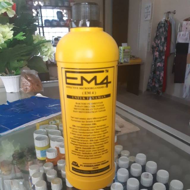 Pupuk cair Em4