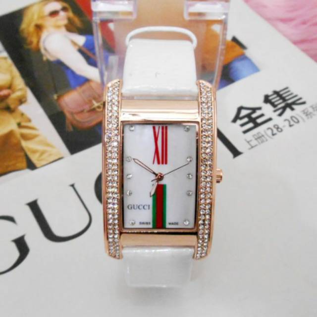 Jam tangan murah gucci kulit